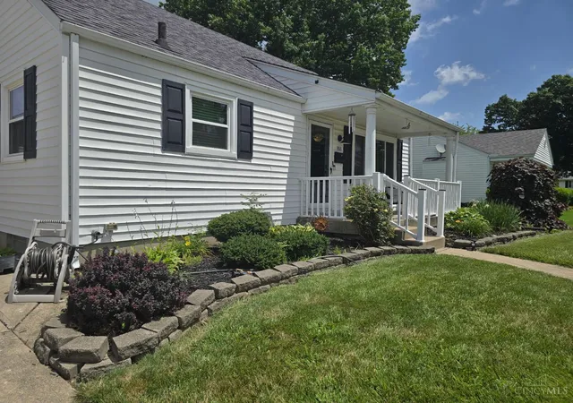 Homes for sale in Hamilton, OH | 808 Mark Ave, Hamilton, OH 45013 | MLS# 1884855