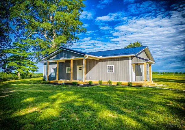 Homes for sale in Blue Creek, OH | 2971 Cedar Mills Rd, Blue Creek, OH 45616 | MLS# 1884149
