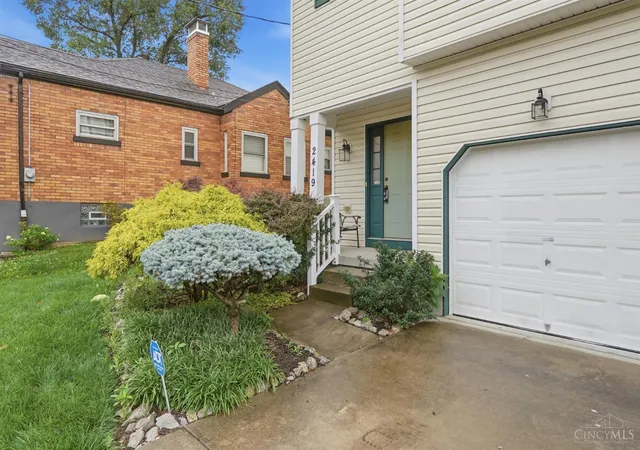 Homes for sale in Cincinnati, OH | 2419 Nova Ave, Cincinnati, OH 45238 | MLS# 1884865