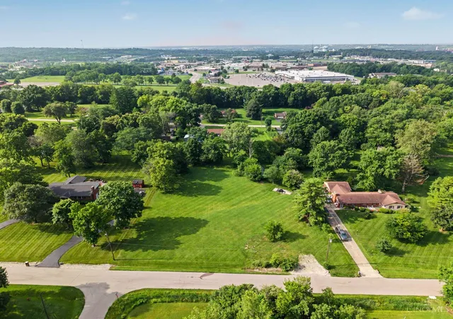 3rd image of 6631 Jennifer Ln, Franklin, OH 45005 | MLS# 1884868