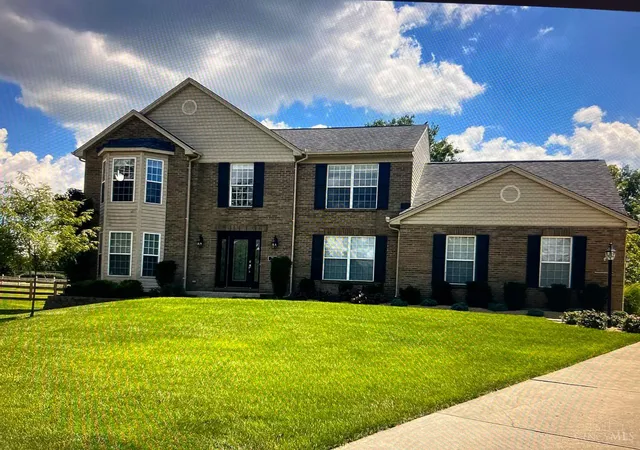 Homes for sale in Liberty Twp, OH | 7180 Ashview Ln, Liberty Twp, OH 45011 | MLS# 1884852