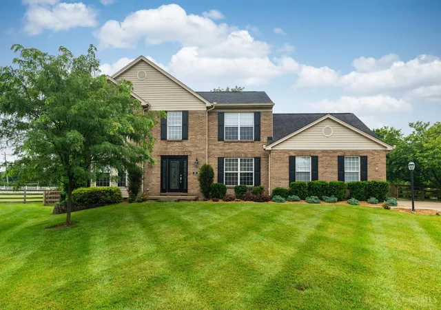 Homes for sale in Liberty Twp, OH | 7180 Ashview Ln, Liberty Twp, OH 45011 | MLS# 1884852