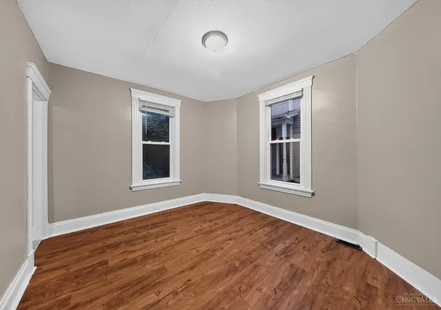 3rd image of 4530 Whetsel Ave, Cincinnati, OH 45227 | MLS# 1882389