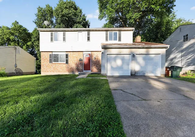 Homes for sale in Forest Park, OH | 11485 Lincolnshire Dr, Forest Park, OH 45240 | MLS# 1882579