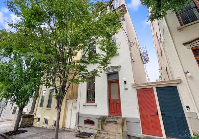 3rd image of 320 E 14Th St, Cincinnati, OH 45202 | MLS# 1884230
