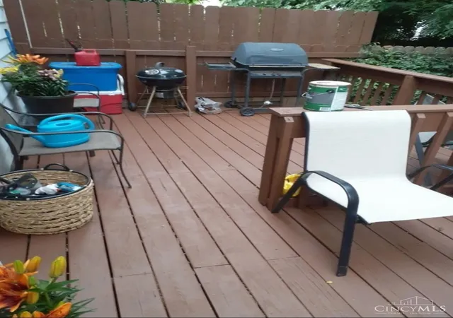 Homes for sale in Cincinnati, OH | 1214 Franklin Ave, Cincinnati, OH 45237 | MLS# 1884892
