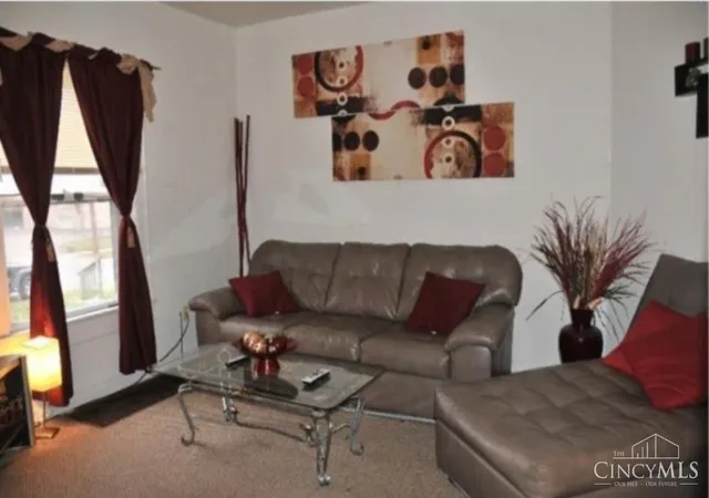 Homes for sale in Cincinnati, OH | 1214 Franklin Ave, Cincinnati, OH 45237 | MLS# 1884892