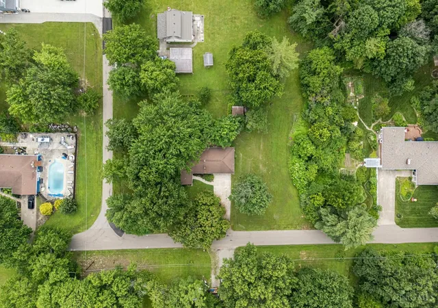 Homes for sale in Loveland, OH | 9032 Oak Dr, Loveland, OH 45140 | MLS# 1884858