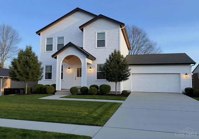 Homes for sale in Forest Park, OH | 805 Halesworth Dr, Forest Park, OH 45240 | MLS# 1884921