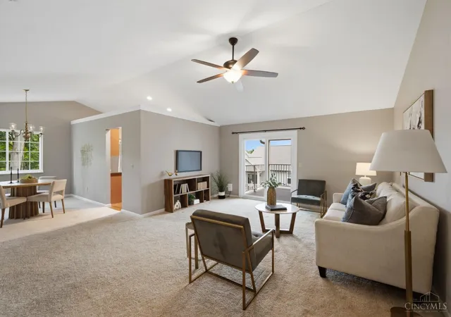 Homes for sale in Delhi Twp, OH | 621 Covedale Ave #3, Delhi Twp, OH 45238 | MLS# 1884761