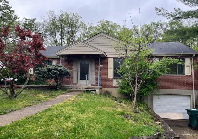 Homes for sale in Cincinnati, OH | 4300 Cappel Dr, Cincinnati, OH 45205 | MLS# 1884730