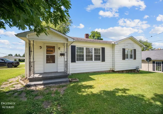 Homes for sale in West Union, OH | 917 E Walnut St, West Union, OH 45693 | MLS# 1884767