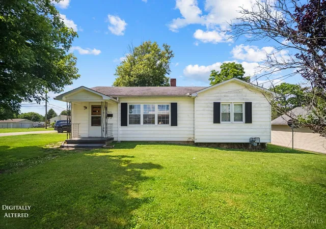 Homes for sale in West Union, OH | 917 E Walnut St, West Union, OH 45693 | MLS# 1884767