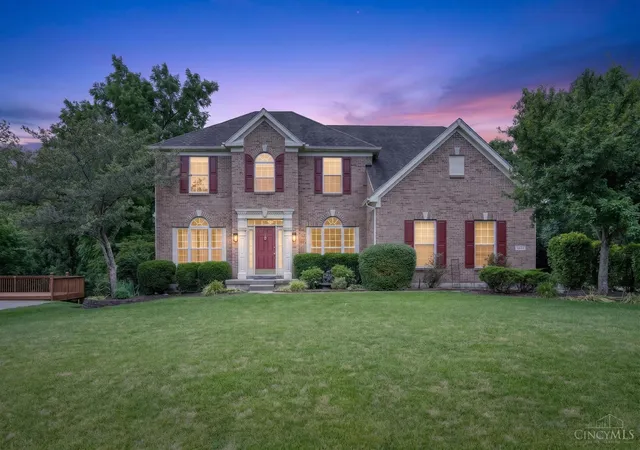 2nd image of 4633 Cedar Village Dr, Mason, OH 45040 | MLS# 1884885