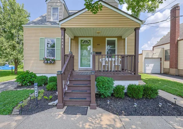 Homes for sale in Anderson Twp, OH | 6648 Foster Ave, Anderson Twp, OH 45230 | MLS# 1884968