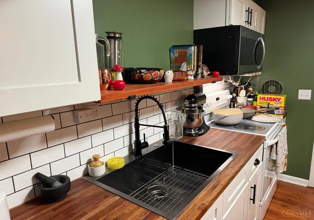 Photo 4 of Single family home for sale at 9439 Loralinda Dr, Cincinnati, OH 45251 | MLS# 1884958 | Listing updated on 2026-08-14