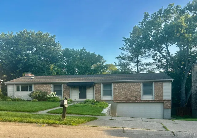 Photo 1 of Single family home for sale at 3470 Cherry Hl Dr, Fairfield, OH 45014 | MLS# 1884986 | Listing updated on 2026-08-25