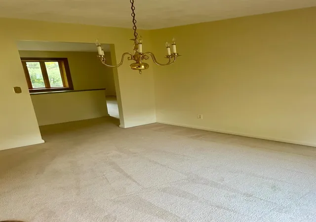 Photo 3 of Sale Pending at 3470 Cherry Hl Dr, Fairfield, OH 45014 | MLS# 1884986 | Listing updated on 2026-10-02