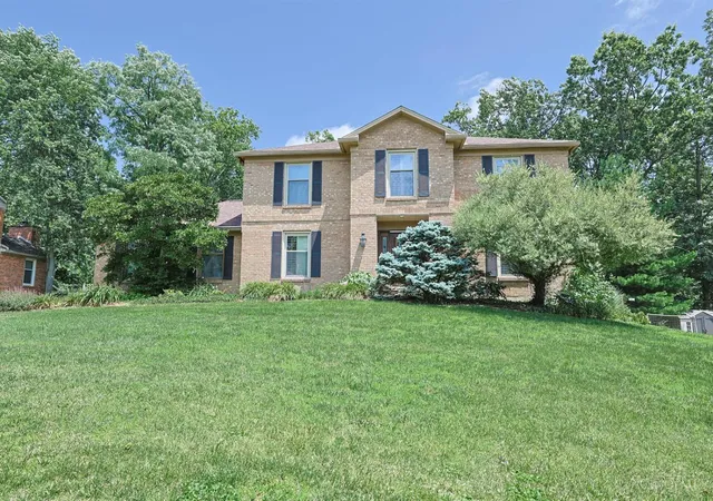 Photo 2 of Single family home for sale at 6202 N Shadowhill Way, Miami Twp, OH 45140 | MLS# 1884988 | Listing updated on 2026-07-01