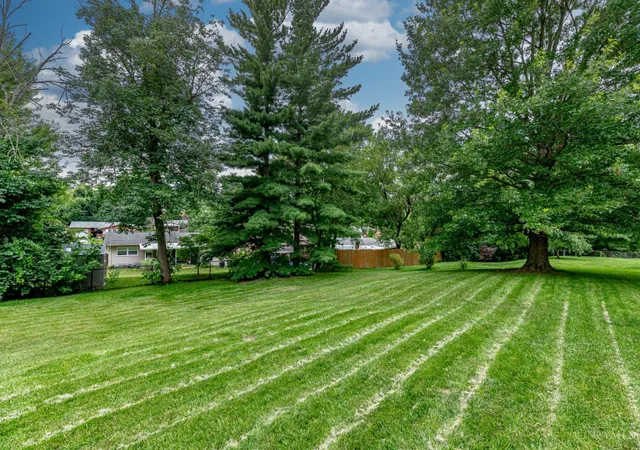 Homes for sale in Delhi Twp, OH | 362 Glen Oaks Dr, Delhi Twp, OH 45238 | MLS# 1885009