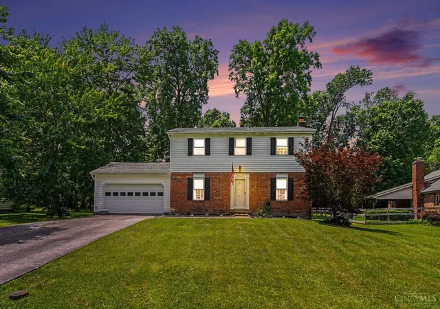 Homes for sale in Batavia Twp, OH | 3343 Meadow Green Court, Batavia Twp, OH 45102 | MLS# 1885019