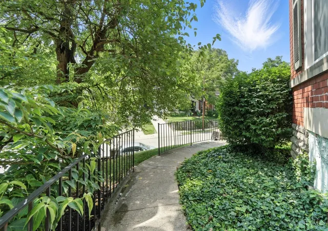 Homes for sale in Cincinnati, OH | 2108 Fulton Ave #1, Cincinnati, OH 45206 | MLS# 1885035