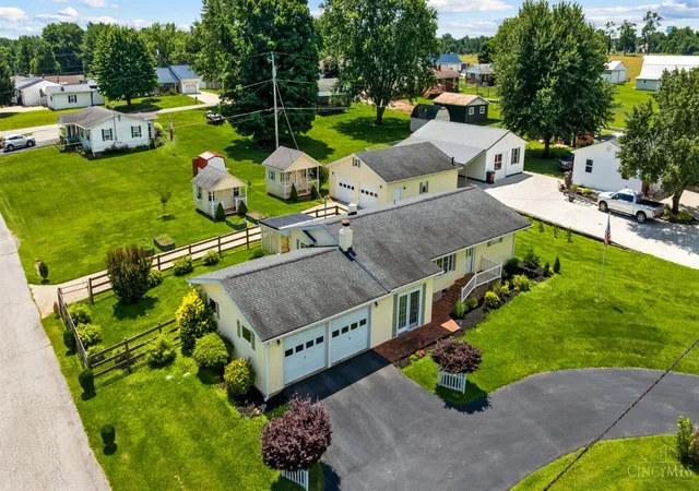 Homes for sale in West Union, OH | 13738 State Route 41, West Union, OH 45693 | MLS# 1884977