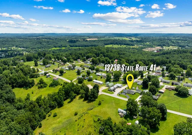 Homes for sale in West Union, OH | 13738 State Route 41, West Union, OH 45693 | MLS# 1884977