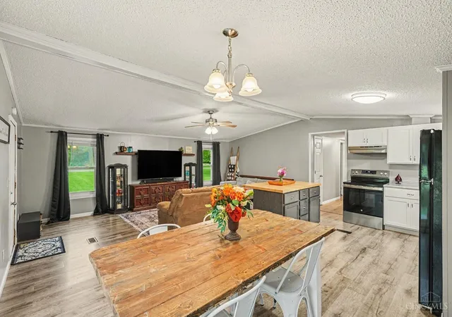 Homes for sale in Sterling Twp, OH | 17451 Bloomrose Rd, Sterling Twp, OH 45176 | MLS# 1884256