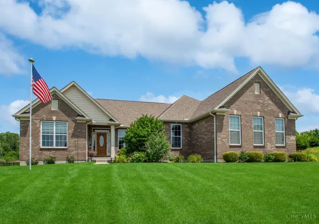 Homes for sale in Monroe, OH | 62 Tall Oaks Dr, Monroe, OH 45044 | MLS# 1885042
