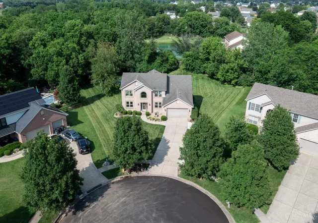 Homes for sale in Liberty Twp, OH | 6740 Liberty Farms Ct, Liberty Twp, OH 45011 | MLS# 1882774