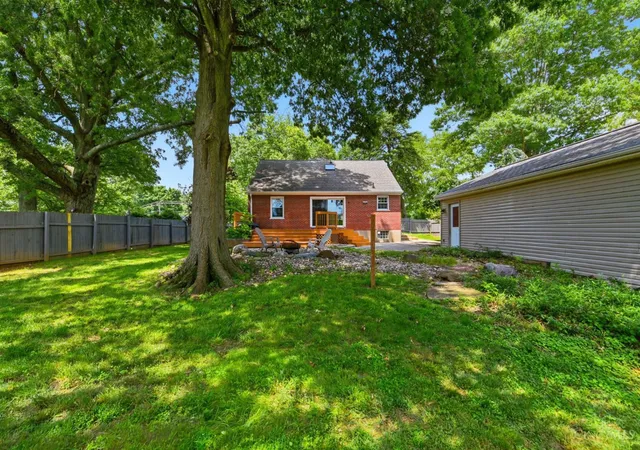 Homes for sale in Anderson Twp, OH | 7981 State Rd, Anderson Twp, OH 45255 | MLS# 1884939