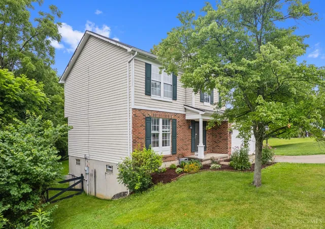 Homes for sale in Union Twp, OH | 4634 Laurel View, Union Twp, OH 45244 | MLS# 1885014