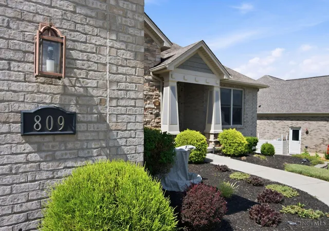 Homes for sale in Monroe, OH | 809 Morgan Dr, Monroe, OH 45050 | MLS# 1885139