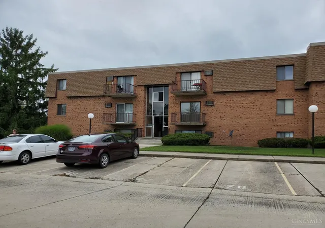 2nd image of 6646 Hearne Rd #213, Green Twp, OH 45248 | MLS# 1884571