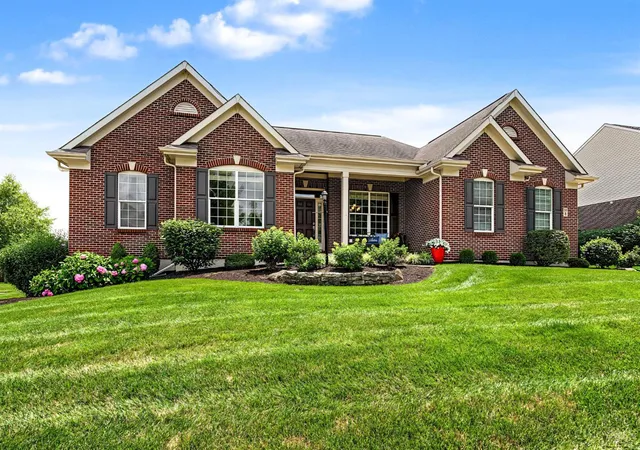 Homes for sale in Liberty Twp, OH | 6229 Lancashire Trl, Liberty Twp, OH 45044 | MLS# 1885081