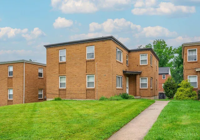 1st image of 2370 Losantiville Ave, Cincinnati, OH 45237 | MLS# 1885206