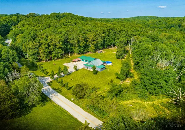 Homes for sale in Seaman, OH | 2180 Fairview Rd, Seaman, OH 45679 | MLS# 1885195