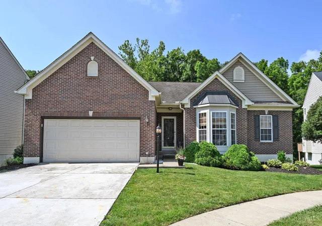Homes for sale in Hamilton Twp, OH | 363 Delaware Dr, Hamilton Twp, OH 45039 | MLS# 1885177