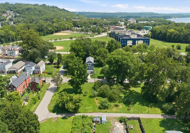 1st image of 231 Worth St, Cincinnati, OH 45226 | MLS# 1885259