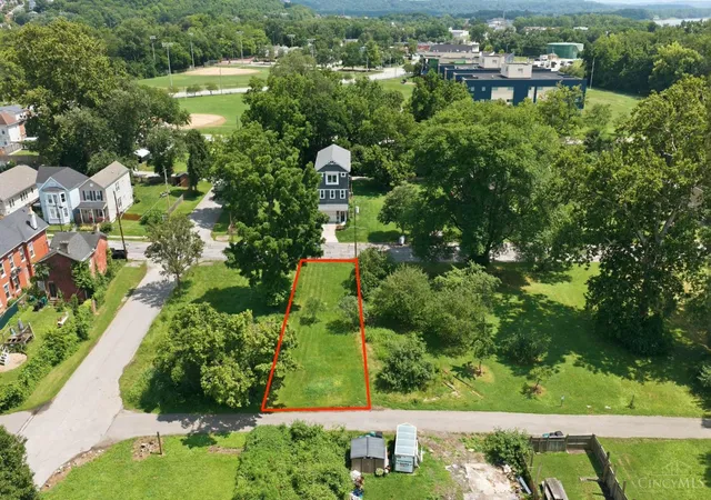 2nd image of 231 Worth St, Cincinnati, OH 45226 | MLS# 1885259