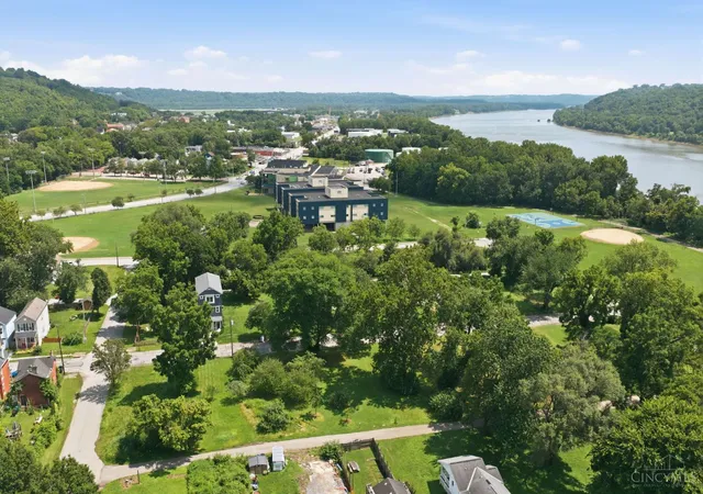 4th image of 231 Worth St, Cincinnati, OH 45226 | MLS# 1885259