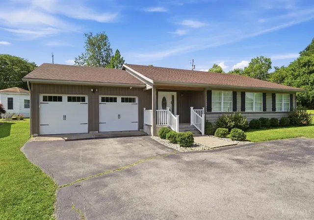 Homes for sale in Turtle Creek Twp, OH | 1911 N Us Route 42, Turtle Creek Twp, OH 45036 | MLS# 1885181