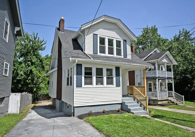 Homes for sale in Norwood, OH | 3814 Burwood Ave, Norwood, OH 45212 | MLS# 1885227