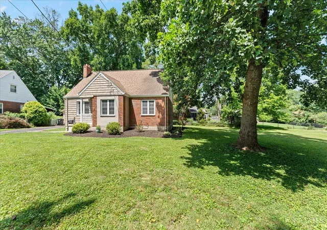 Homes for sale in Cincinnati, OH | 1267 Ayershire Ave, Cincinnati, OH 45230 | MLS# 1884990