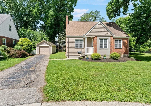 Homes for sale in Cincinnati, OH | 1267 Ayershire Ave, Cincinnati, OH 45230 | MLS# 1884990