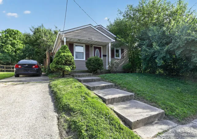 Homes for sale in Hamilton, OH | 1235 Franklin St, Hamilton, OH 45013 | MLS# 1882589