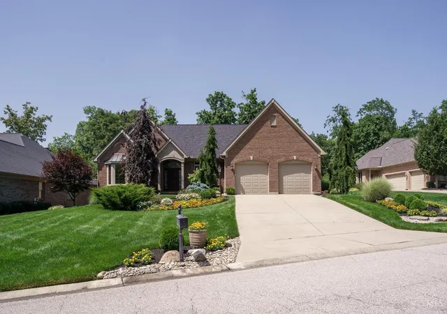 Homes for sale in Anderson Twp, OH | 430 Trailview, Anderson Twp, OH 45244 | MLS# 1885188