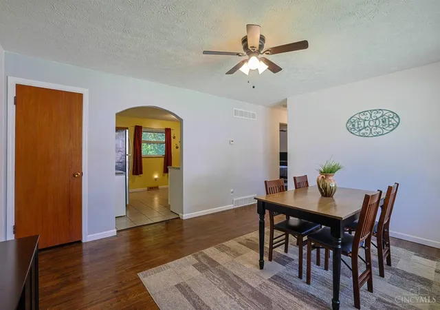 5th image of 9168 Orangewood Dr, Colerain Twp, OH 45231 | MLS# 1885313