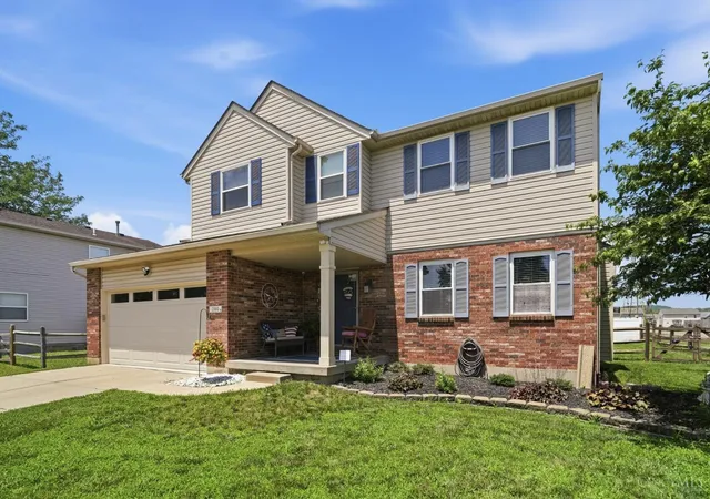 2nd image of 200 Greenwood Ln, Trenton, OH 45067 | MLS# 1885202
